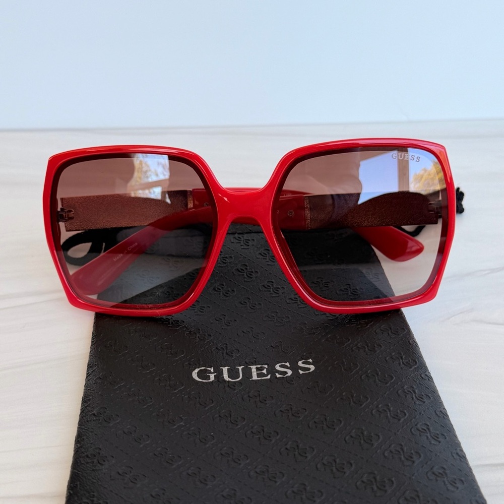 GUESS Red Square Oversized Sunglasses NEW